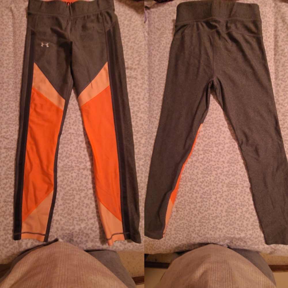 Under Armour leggings (seam 23)